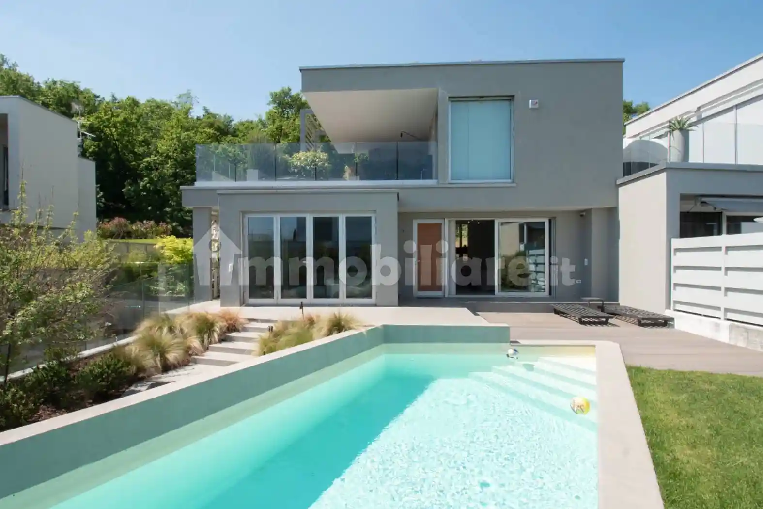 Villa in vendita a Padenghe sul Garda