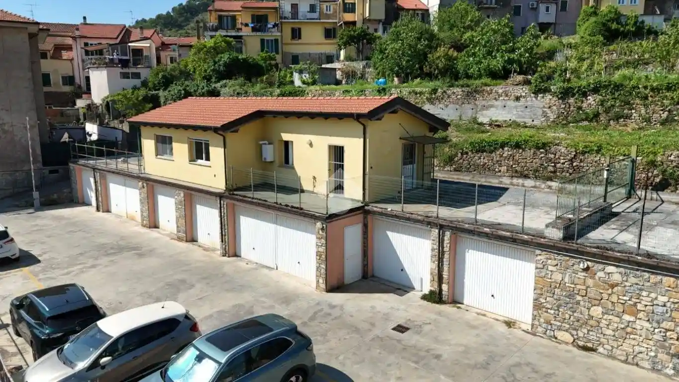 Villa in vendita a Imperia