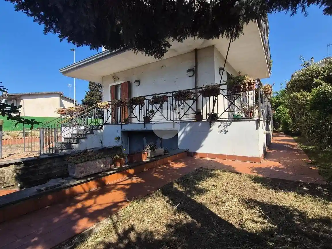 Villa in vendita a Giugliano in Campania