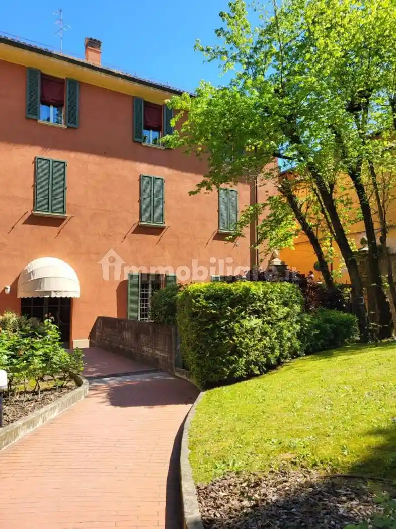 Appartamento in vendita a Bologna