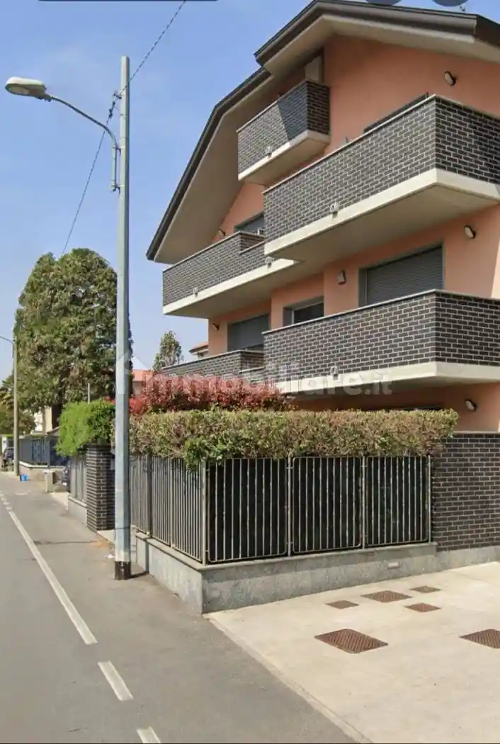 Appartamento in affitto a Verano Brianza