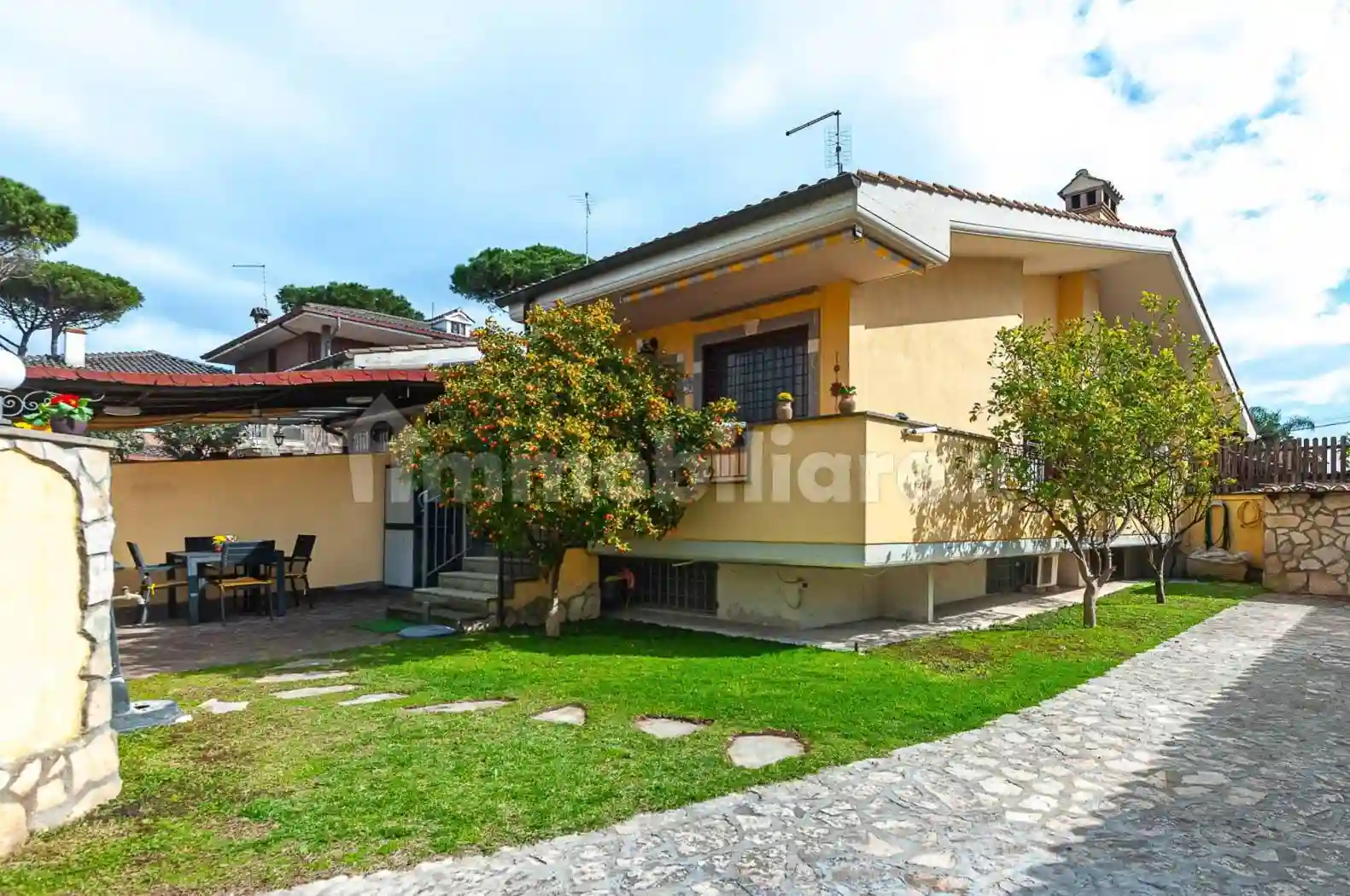 Villa - foto 2