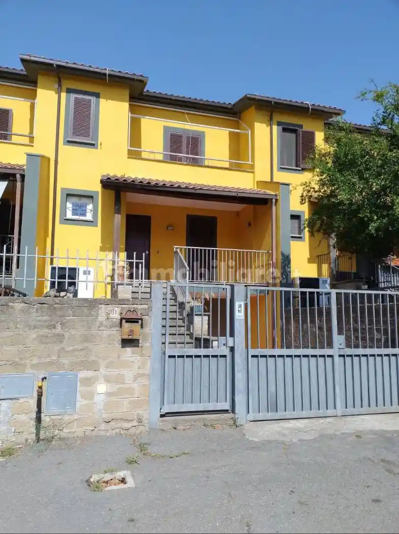 Villetta a schiera in vendita a Tuscania
