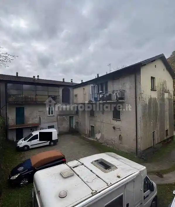 Appartamento in vendita a Asso