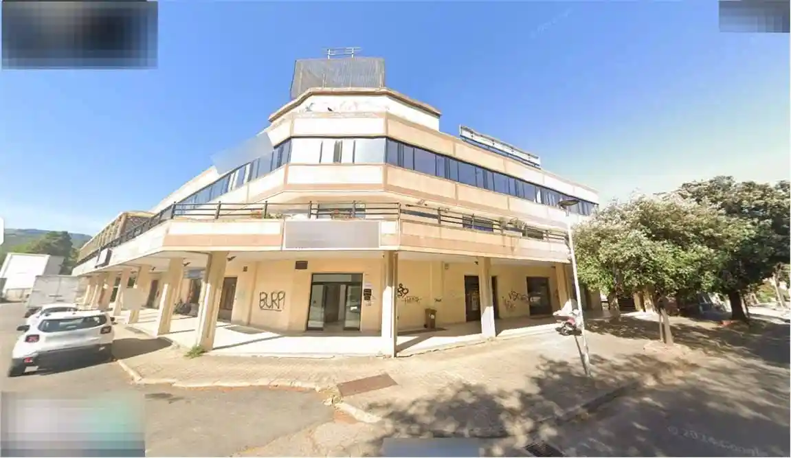Palazzo - Stabile in vendita a Iglesias