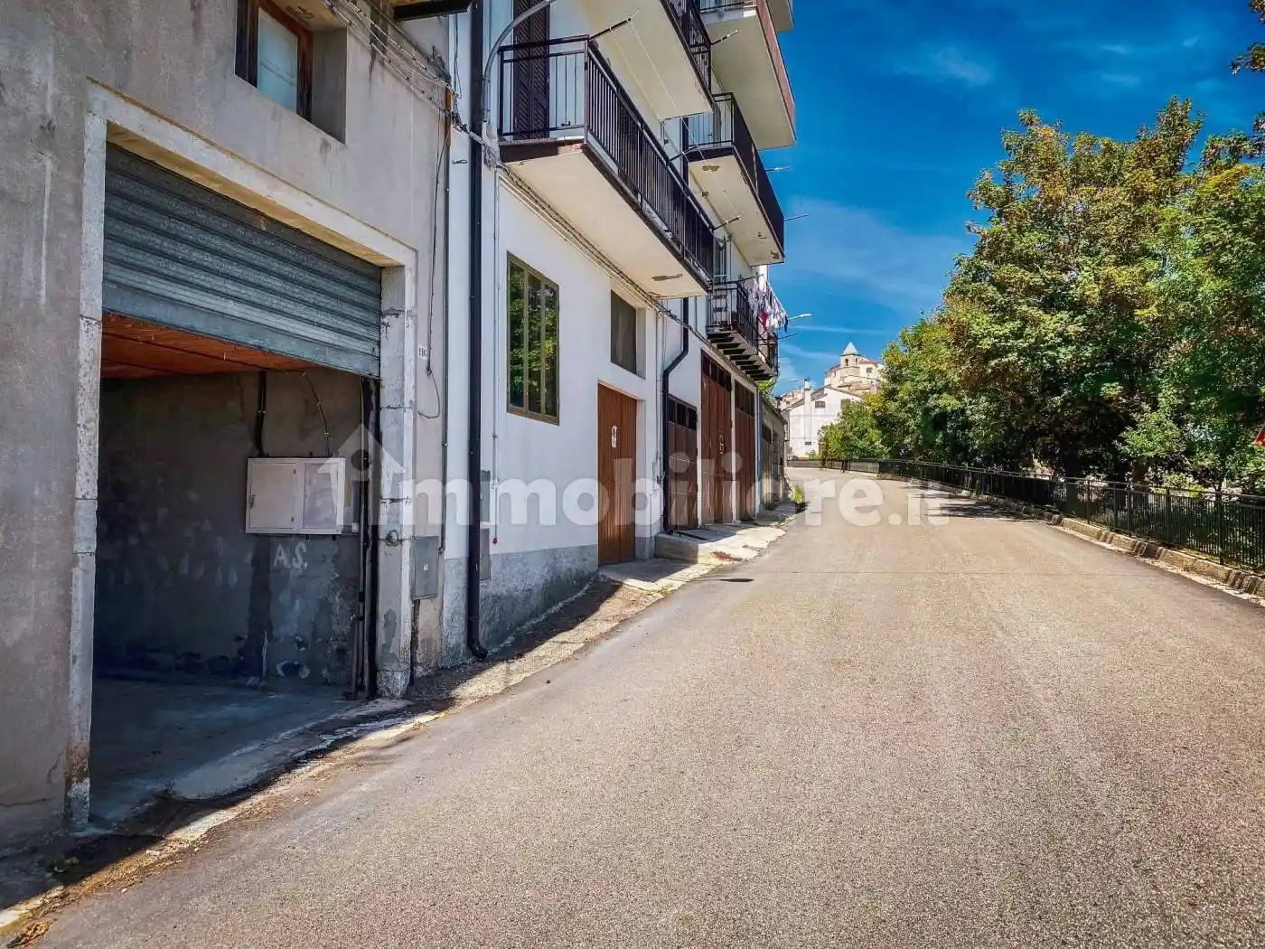Appartamento in vendita a Schiavi di Abruzzo