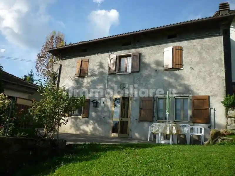 Villa in vendita a Pievepelago