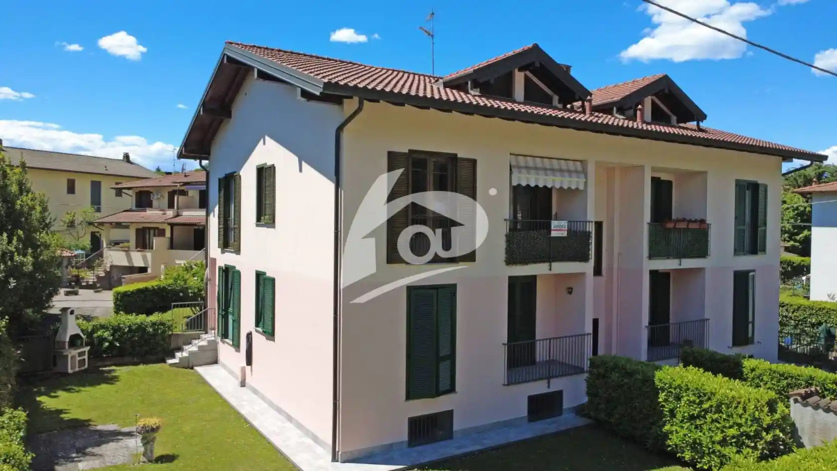 Appartamento in vendita a Laveno-Mombello