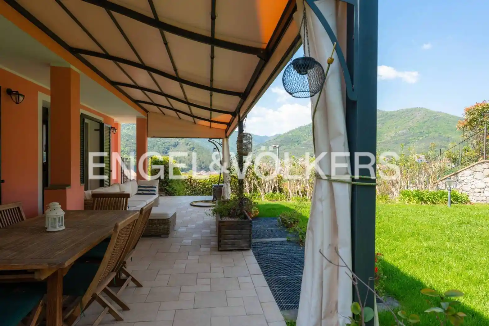 Villa in vendita a Toirano