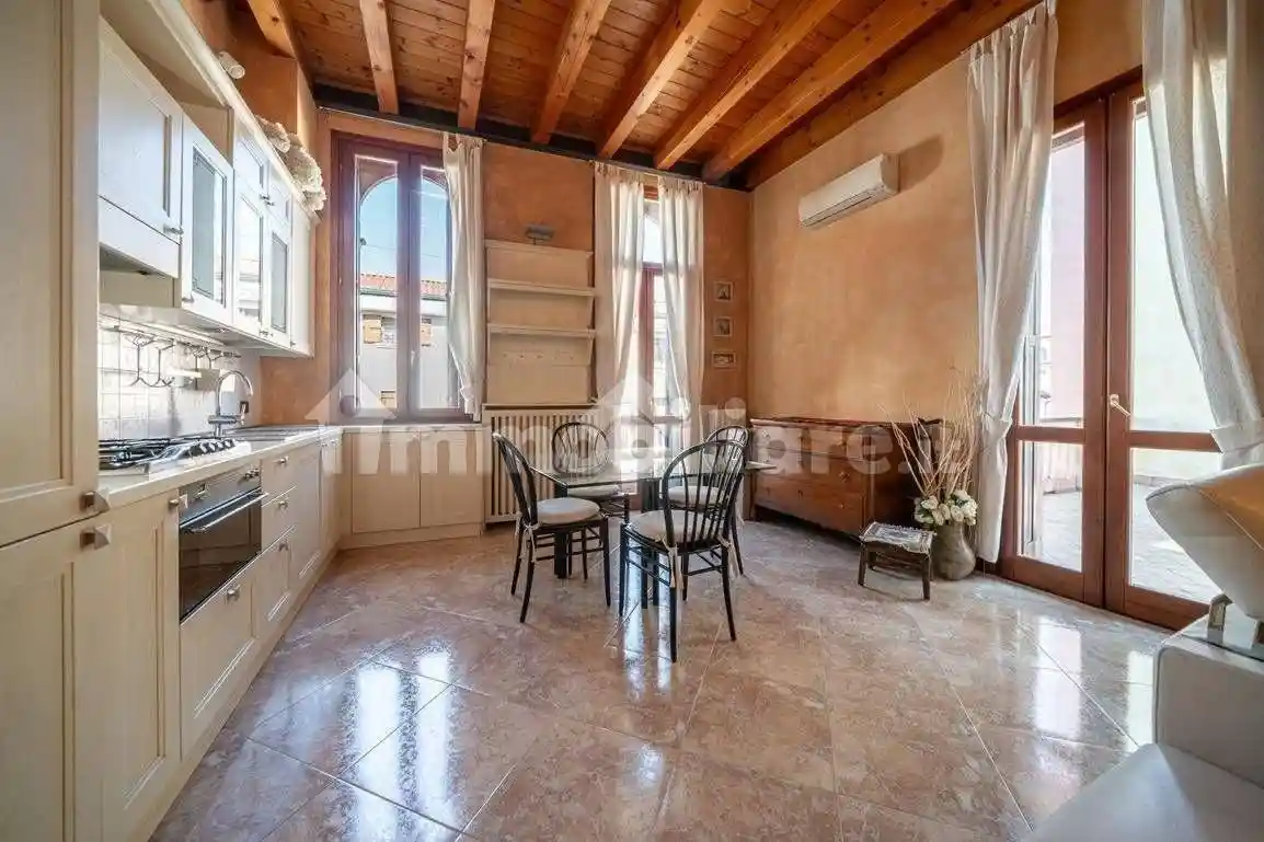 Appartamento in affitto a Verona
