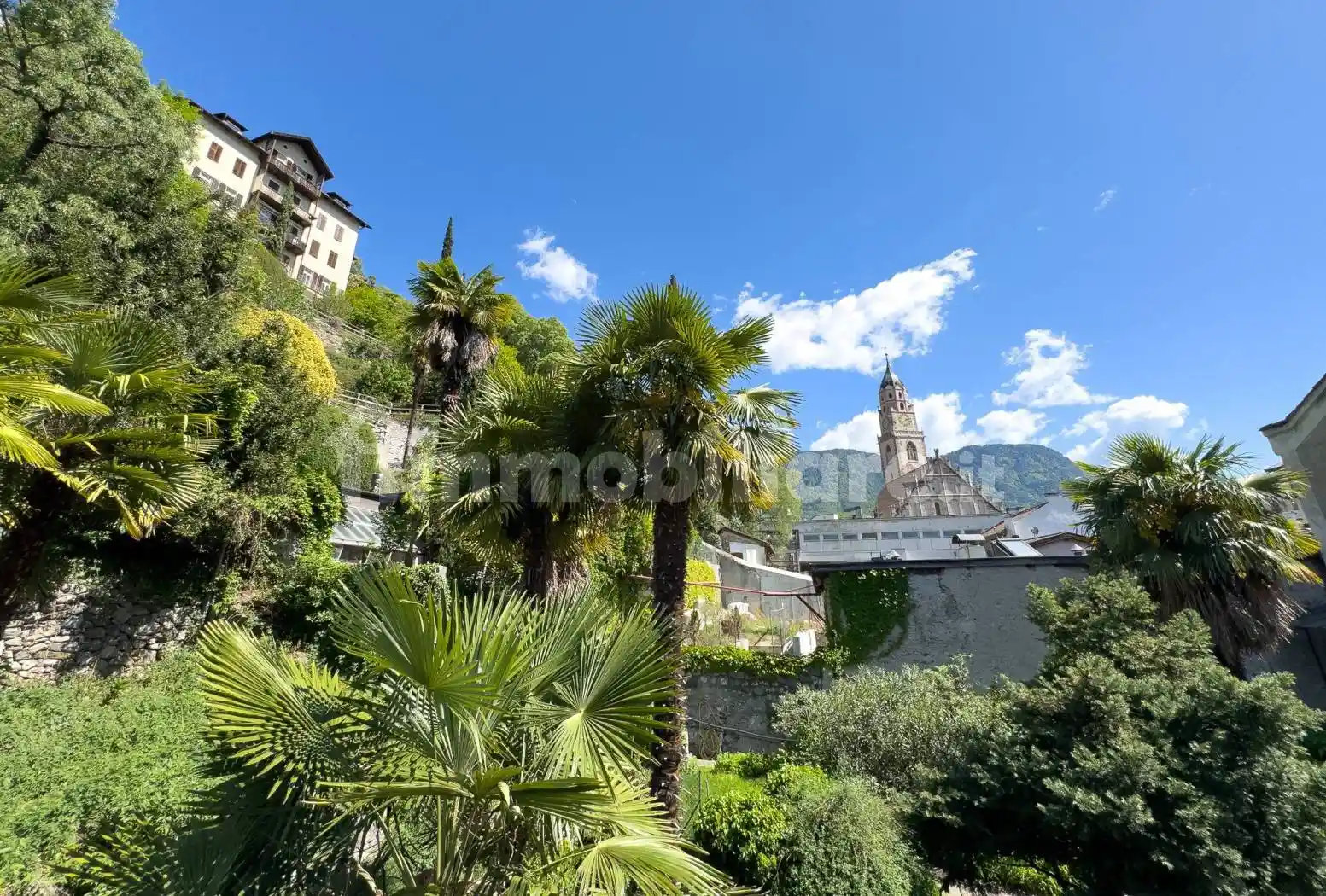 Palazzo - Edificio in vendita a Merano