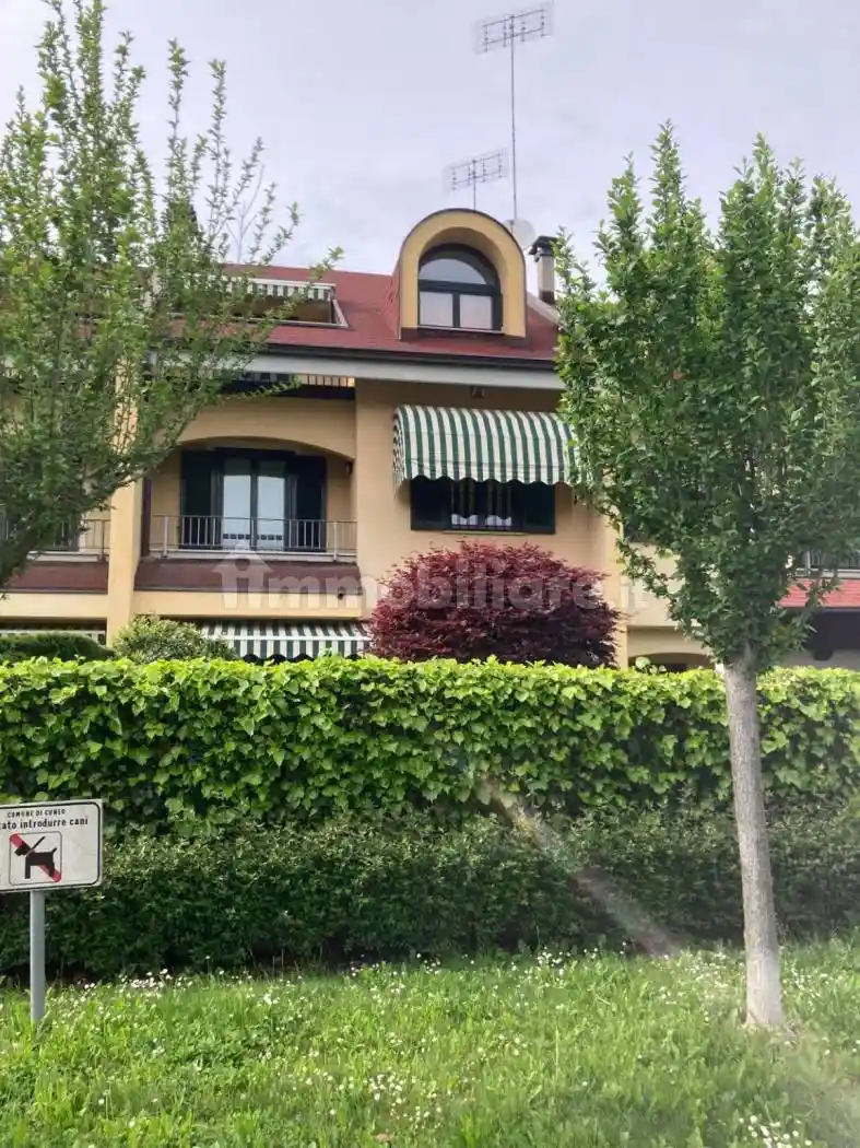 Casa indipendente in vendita a Cuneo