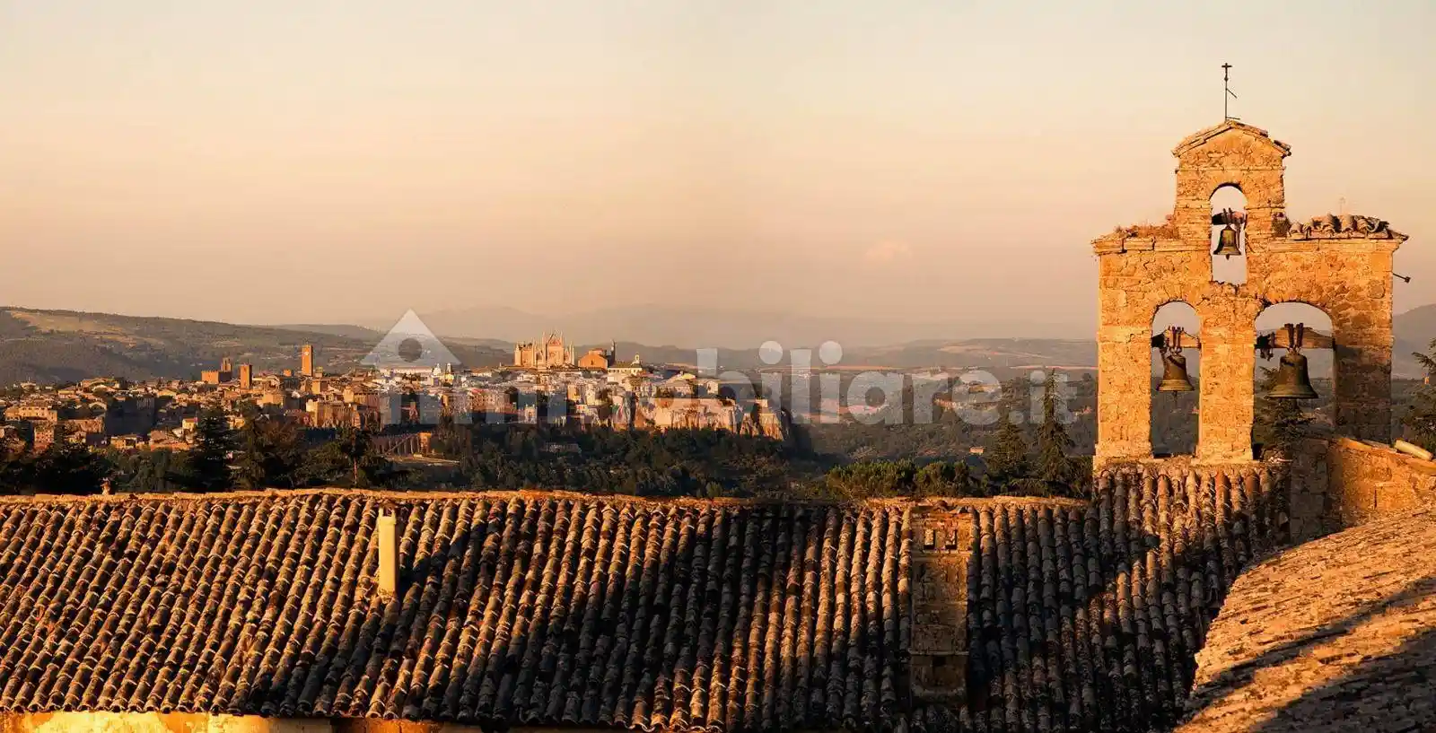 Palazzo - Edificio in vendita a Orvieto