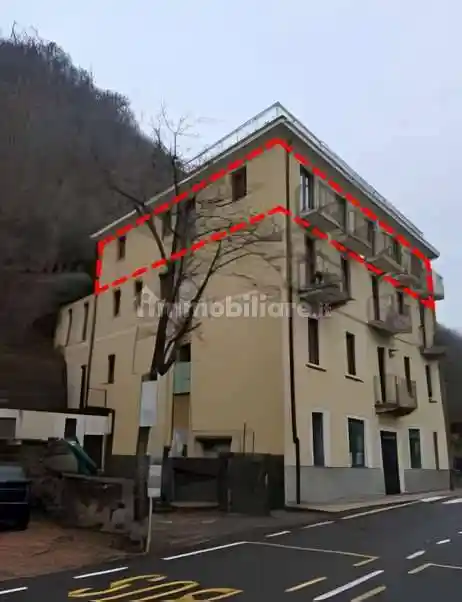 Appartamento in vendita a Porto Ceresio
