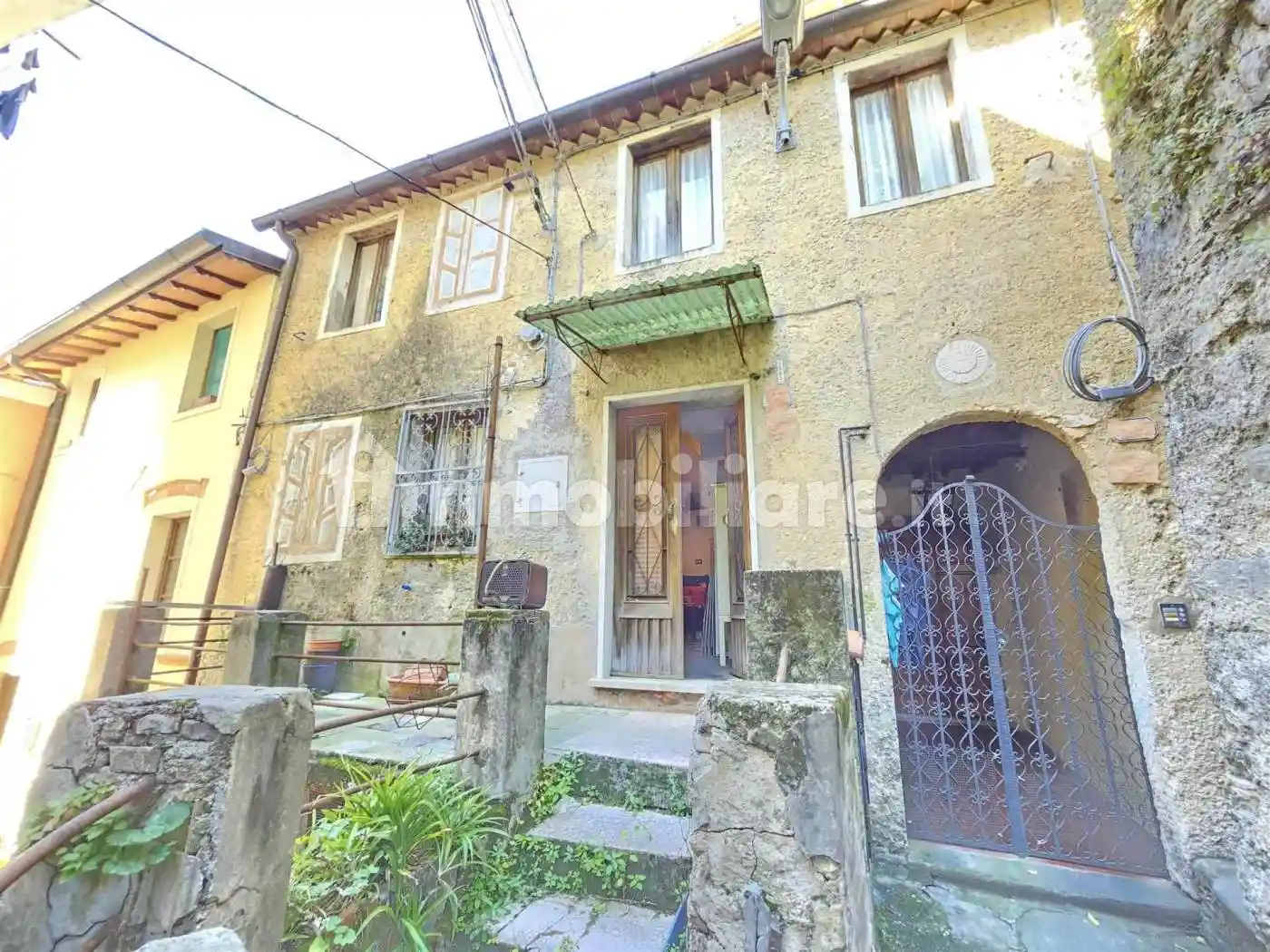 Casa indipendente in vendita a Camaiore