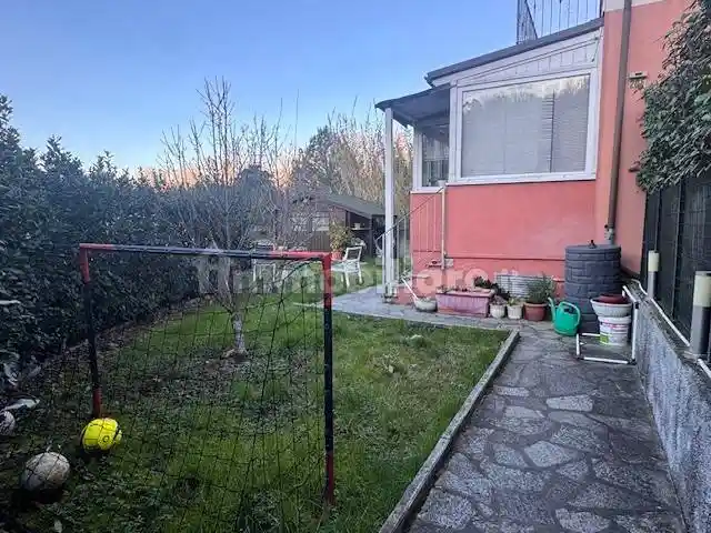 Villetta a schiera in vendita a Vezzano Ligure