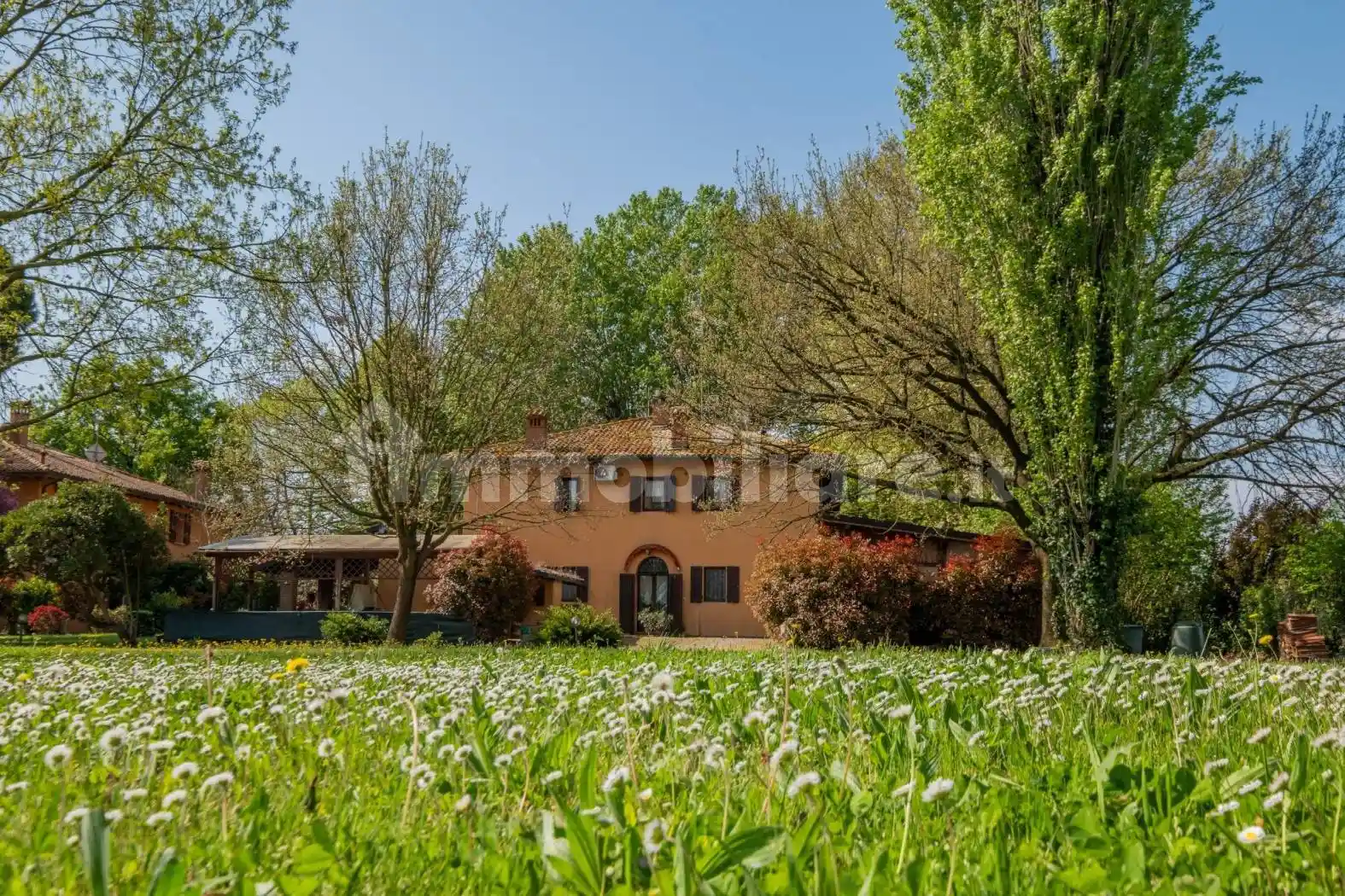 Villa in vendita a Castenaso