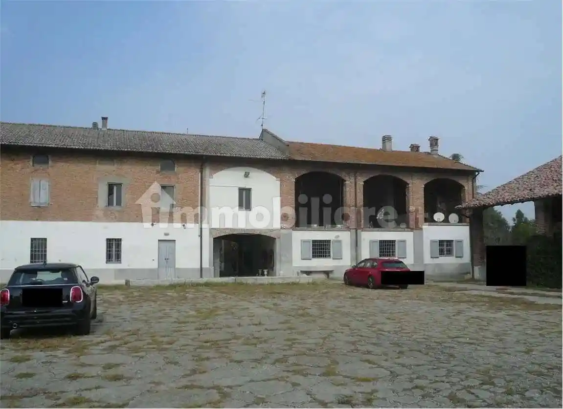 Rustico - Casale in vendita a Caselle Landi
