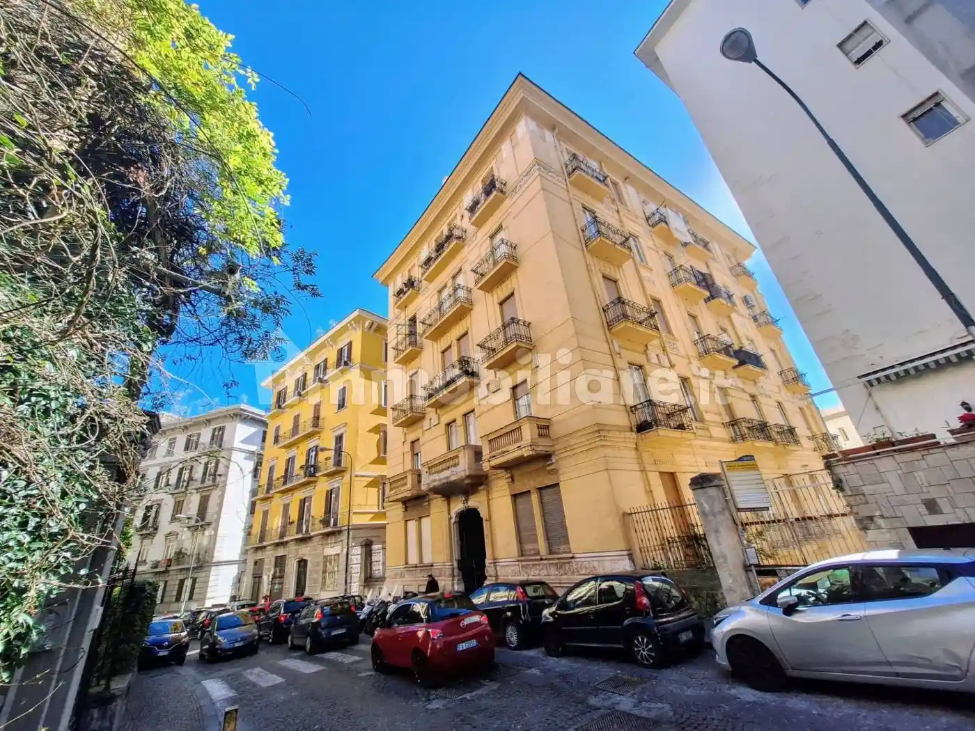 Appartamento in vendita a Napoli