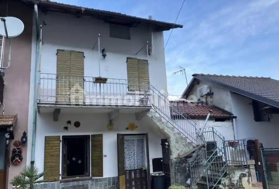 Casa indipendente in vendita a Vaie