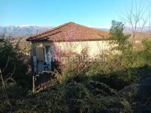 Villa in vendita a Aulla