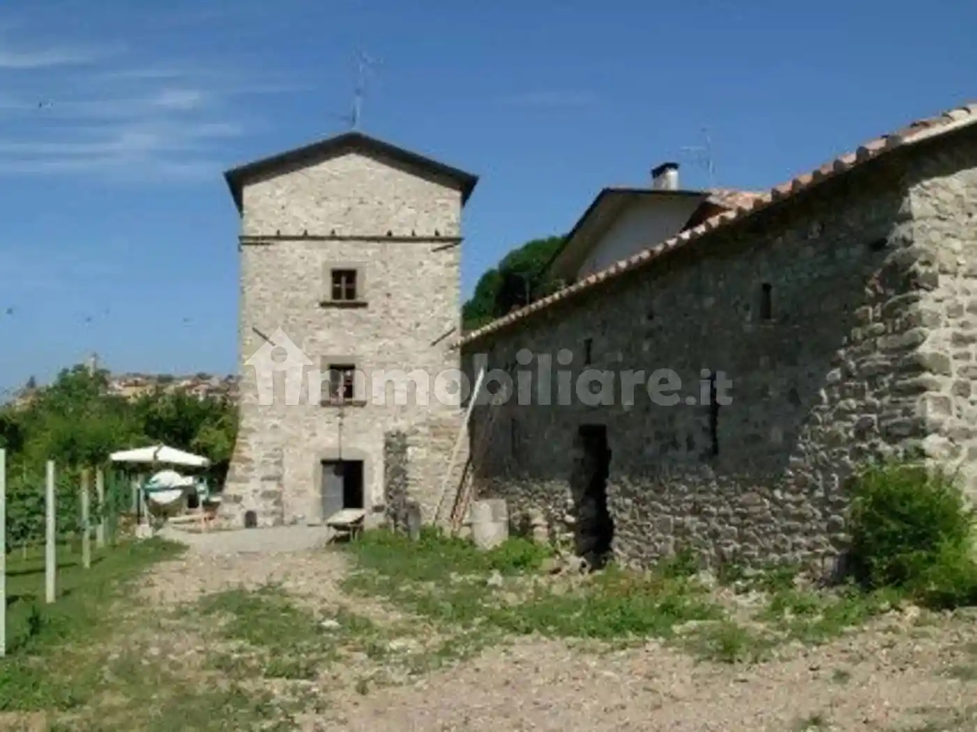 Palazzo - Edificio in vendita a Fivizzano