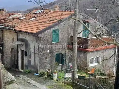 Villa in vendita a Fosdinovo