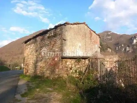 Villa in vendita a Fivizzano