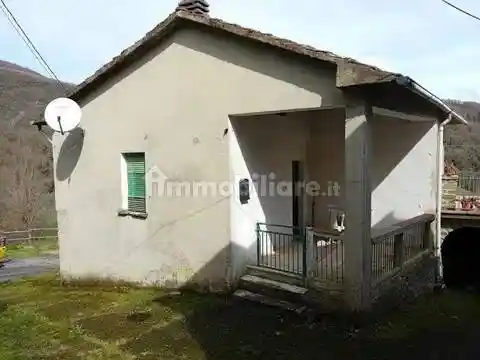Villa in vendita a Tresana