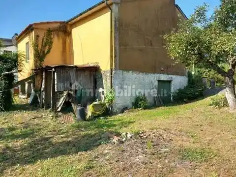 Villa in vendita a Aulla