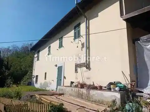 Appartamento in affitto a Villafranca in Lunigiana