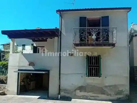 Villa in vendita a Bagnone