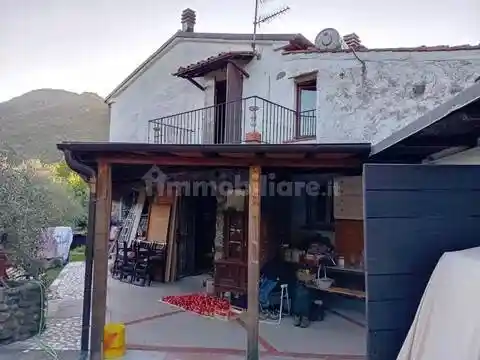 Rustico - Casale in vendita a Aulla