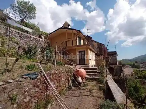 Villa in vendita a Pontremoli