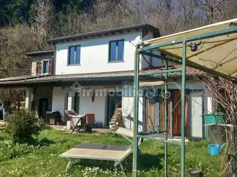 Villa in vendita a Bagnone