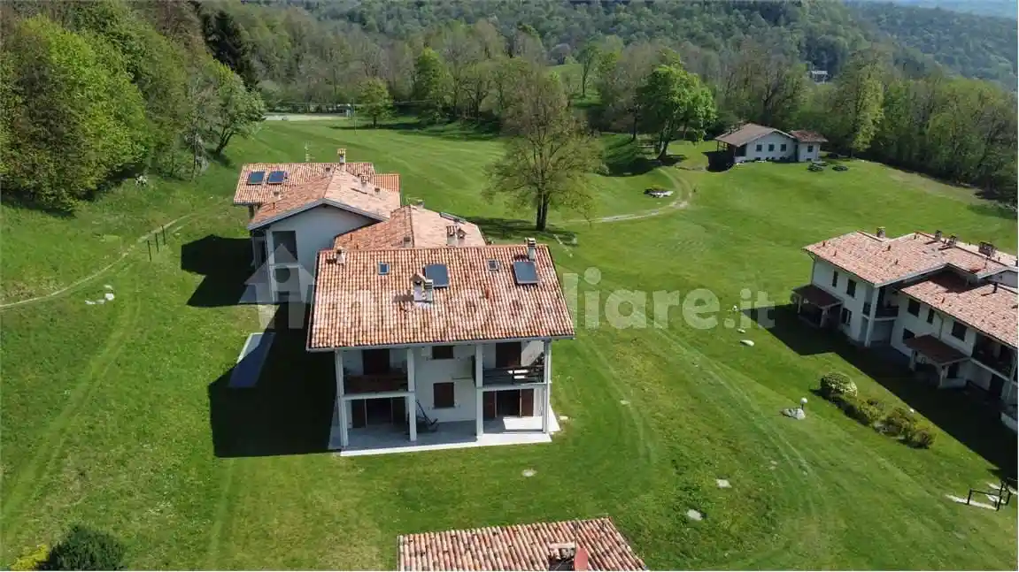 Appartamento in vendita a Sormano