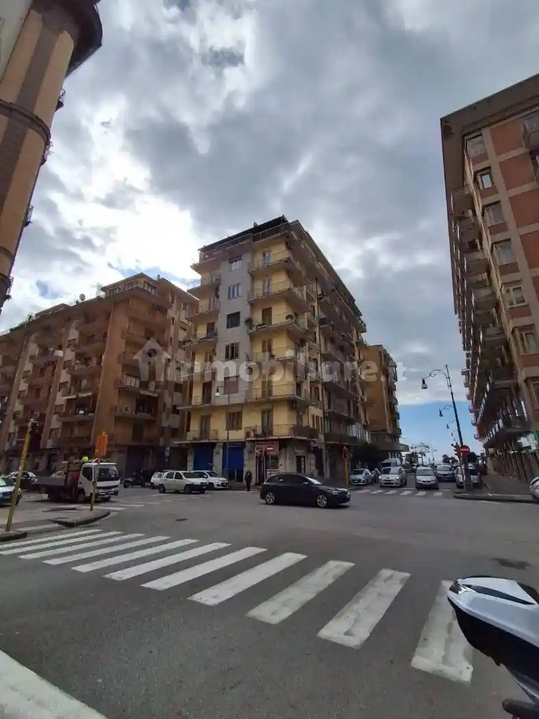 Appartamento in vendita a Salerno