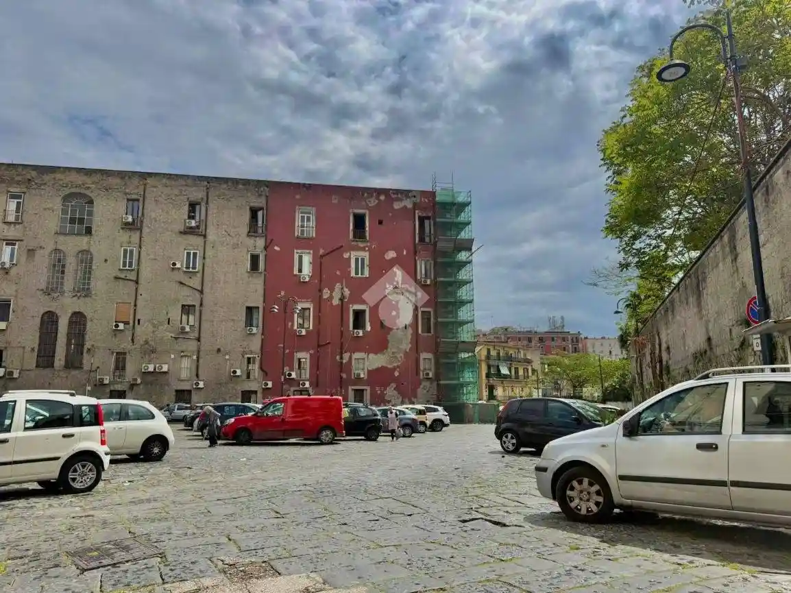 Appartamento in vendita a Napoli