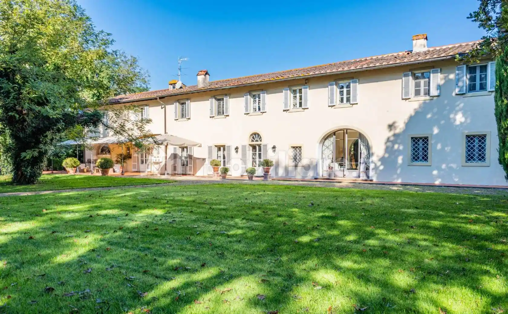 Villa in vendita a Pisa