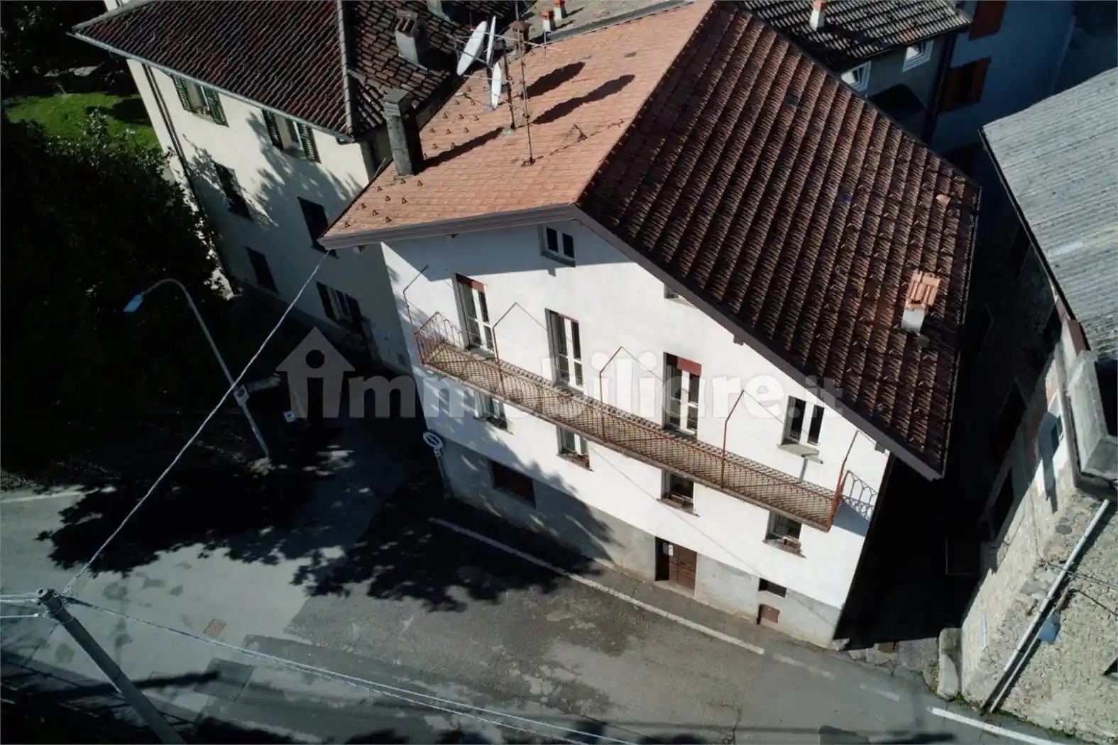 Casa indipendente in vendita a Mandello del Lario