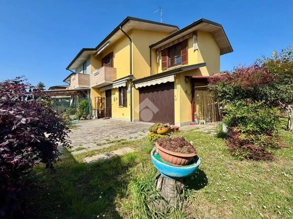 Villetta a schiera in vendita a Pieranica
