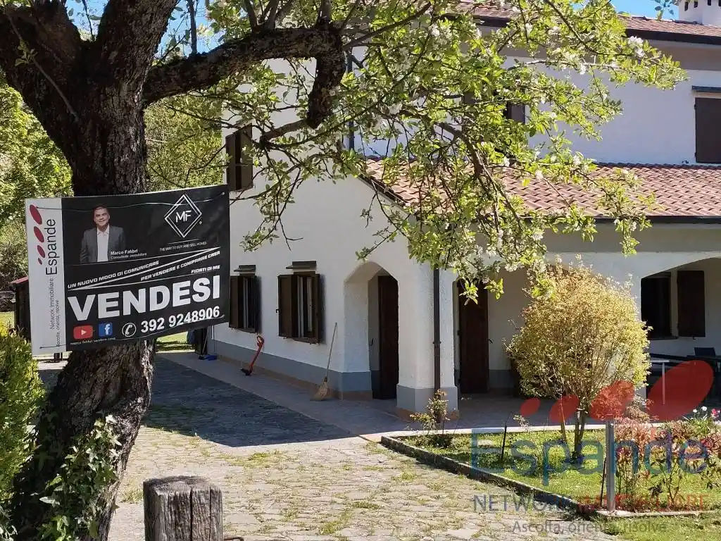Villetta a schiera in vendita a Santa Sofia