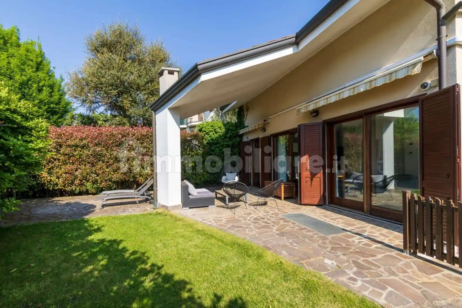 Villa in vendita a Usmate Velate