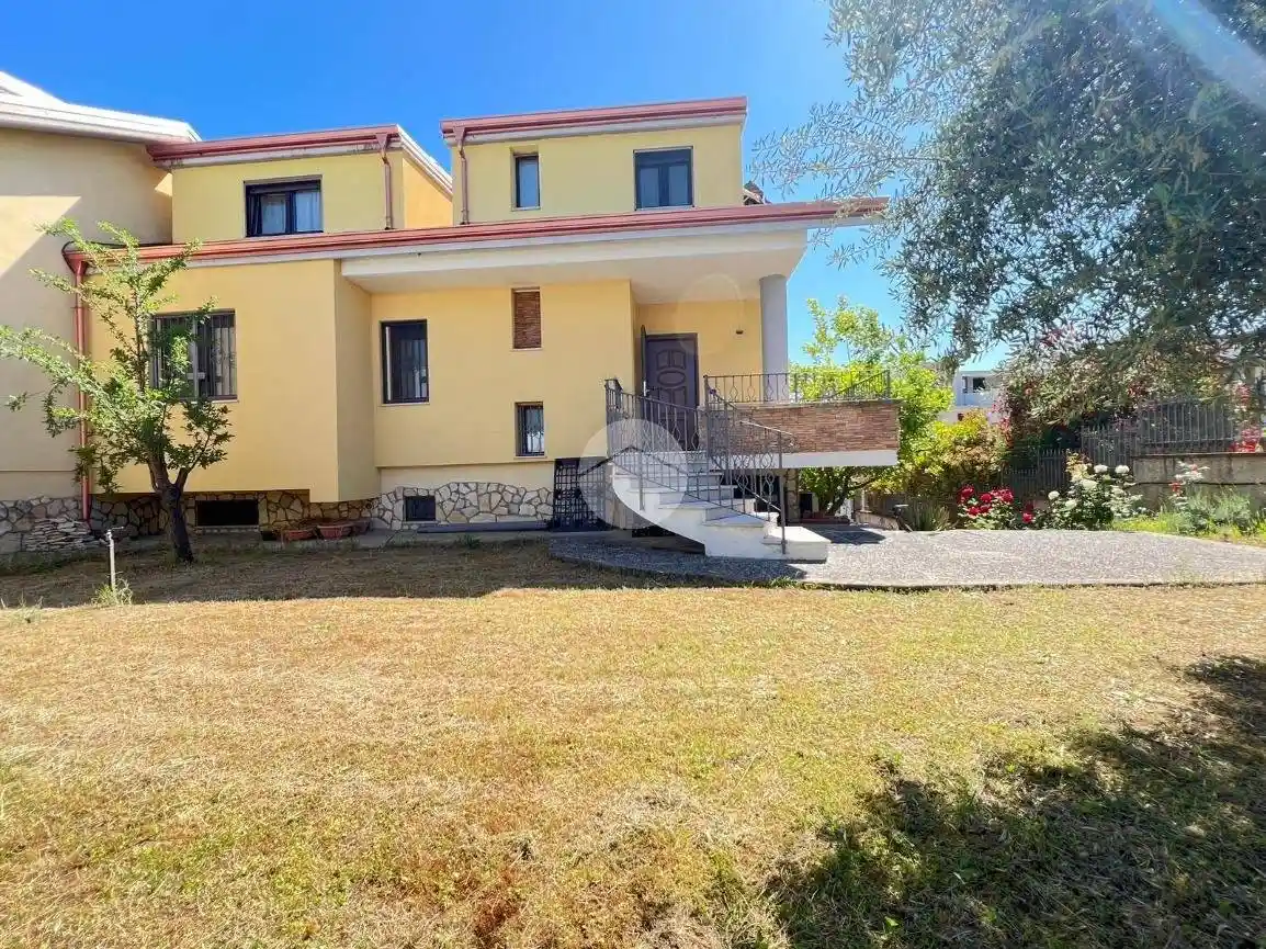 Villa in vendita a Montalto Uffugo