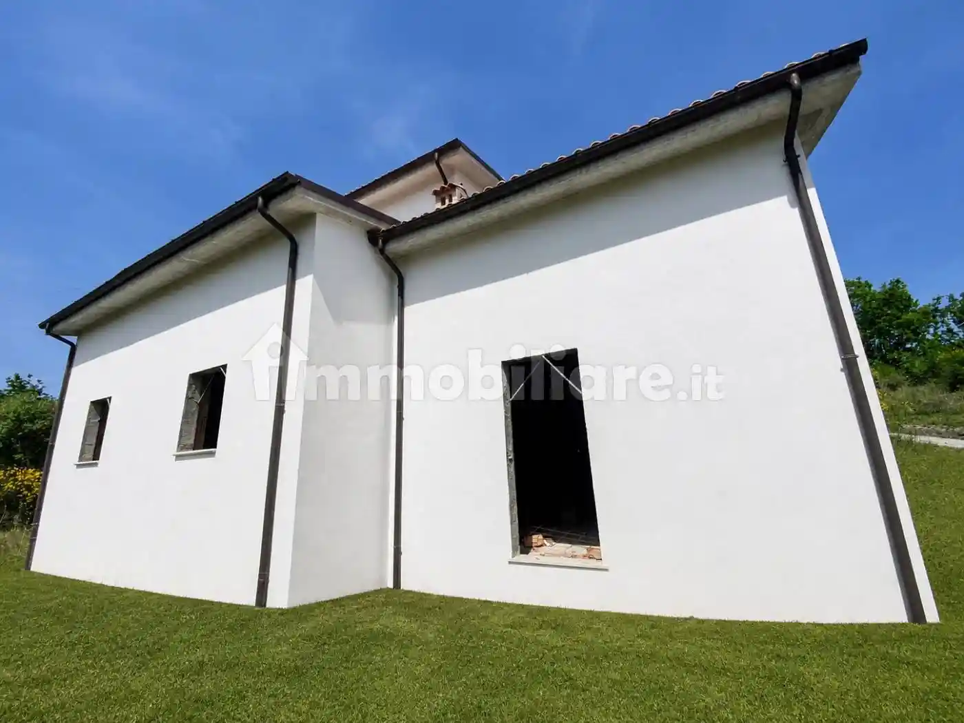 Villa in vendita a Castelverrino