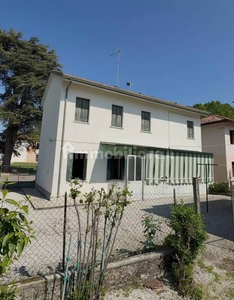 Villa in vendita a Pordenone