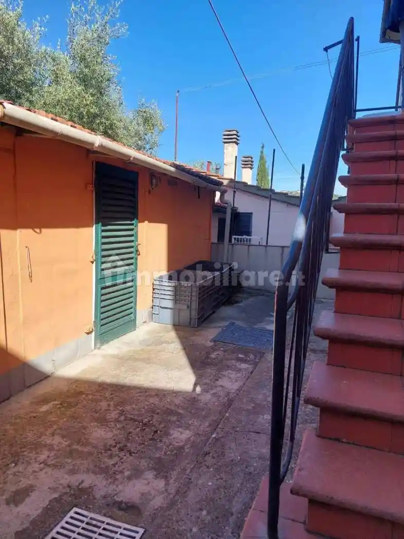 Appartamento in vendita a Carmignano