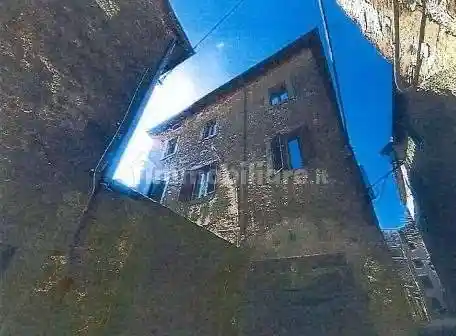Appartamento in vendita a Castel del Piano