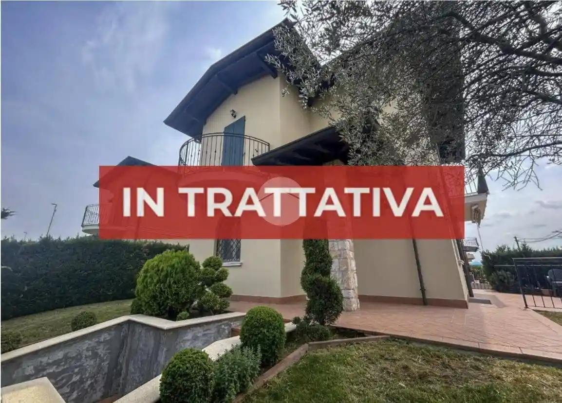 Villa in vendita a Trenzano