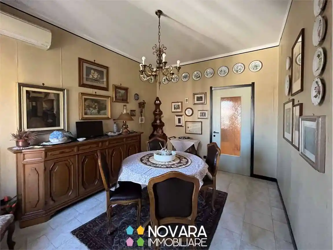 Appartamento in vendita a Novara